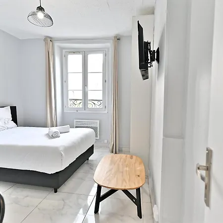 Agreable #montmartre #sacrecoeur アパート